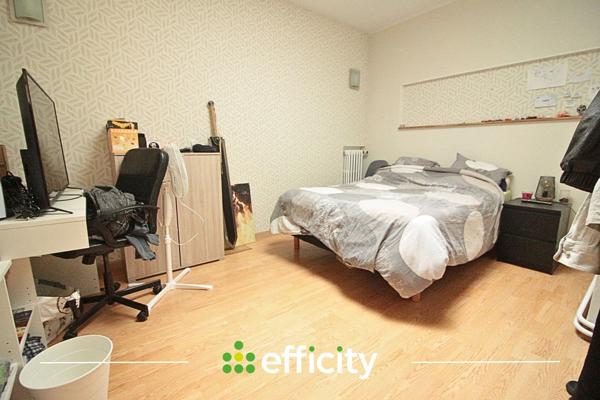 Immeuble
         16 pièces
        - 587 m² Bien prestige 1 265 000 € *