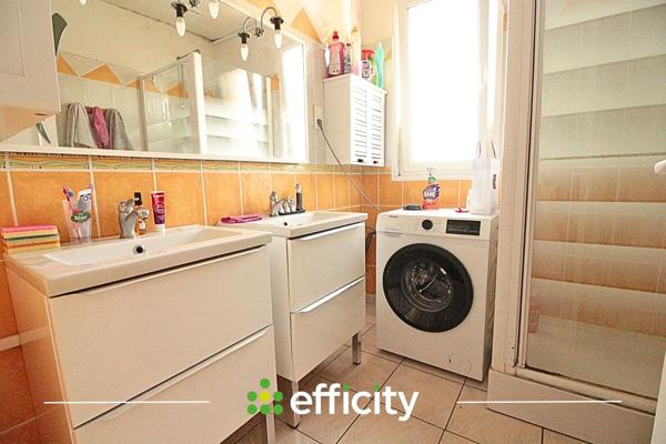 Immeuble
         16 pièces
        - 587 m² Bien prestige 1 265 000 € *