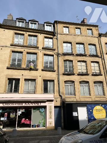 SEDAN - CENTRE VILLE - IMMEUBLE DE COMMERCE ET D'HABITATION