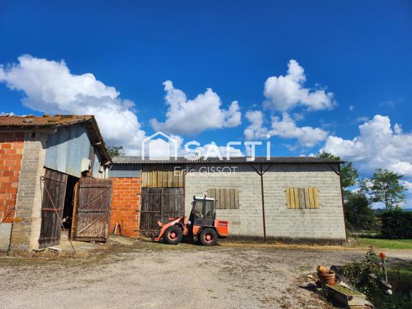 Maison T4 avec dépendances et beau terrain.