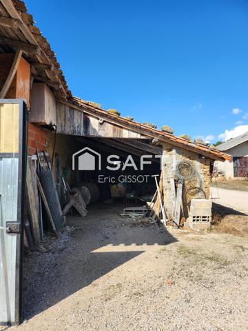 Maison T4 avec dépendances et beau terrain.