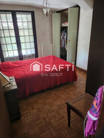 Maison T4 avec dépendances et beau terrain.