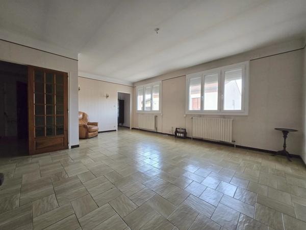 Maison 2 faces avec 3 garages