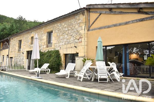Maison à vendre 11 pièces 358,8 m² Saint-Cyprien