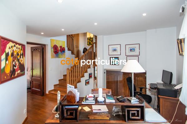 Vente Villa189 m² - 8 Pièces - NEUVECELLE (74500)