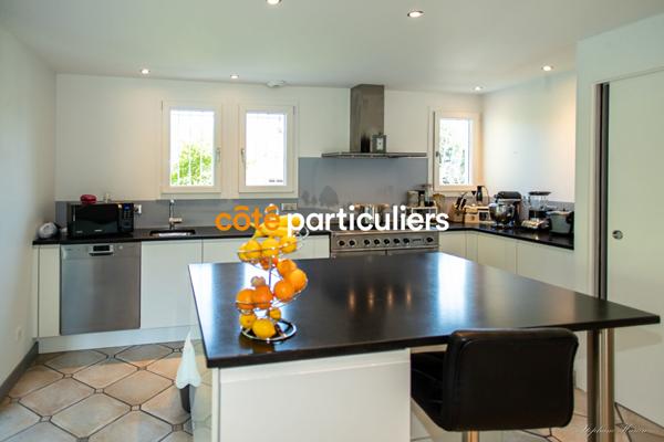 Vente Villa189 m² - 8 Pièces - NEUVECELLE (74500)