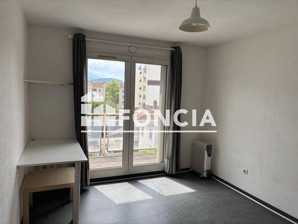 Location Studio 17.7 m² - 31 RUE CLAUDE GENIN Grenoble 38000