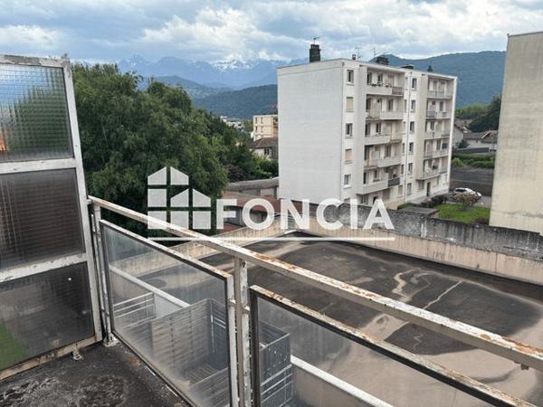 Location Studio 17.7 m² - 31 RUE CLAUDE GENIN Grenoble 38000