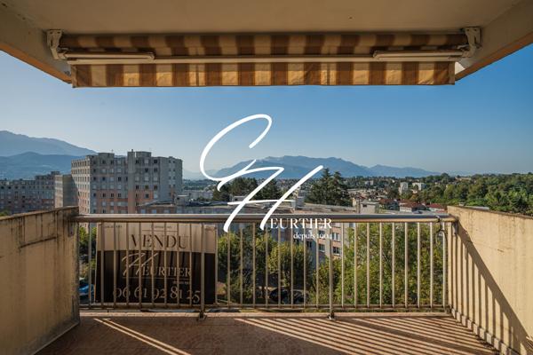 T4 de 88 m² avec vue et balcon