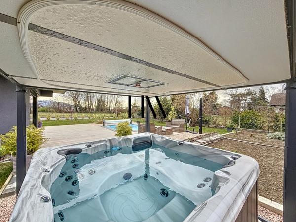 Maison de standing à vendre 14 pièces - 437 m2 - ANTHY SUR LEMAN (74)