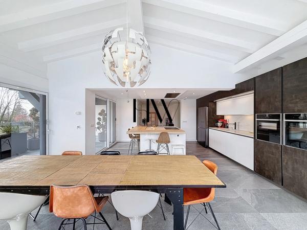 Maison de standing à vendre 14 pièces - 437 m2 - ANTHY SUR LEMAN (74)