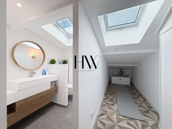 Maison de standing à vendre 14 pièces - 437 m2 - ANTHY SUR LEMAN (74)