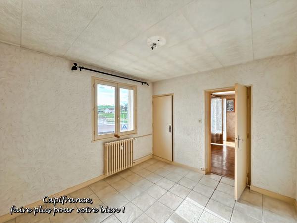 A VENDRE LA CLAYETTE (71) Appartement T4, 63 m², 3 chambres