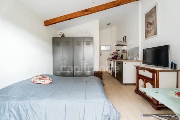 Maison à vendre 7 pièces LA CIOTAT CLOS DES PLAGES (13) TERRAIN 900 m2 Piscine