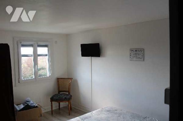 Maison d'habitation avec piscine