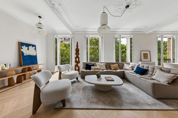 Vente Appartement de luxe Paris 7 6 Pièces 126 m²