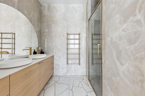 Vente Appartement de luxe Paris 7 6 Pièces 126 m²