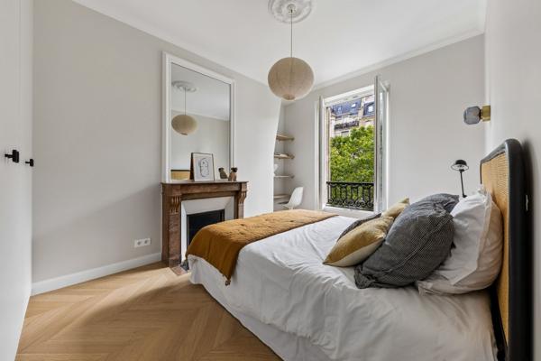 Vente Appartement de luxe Paris 7 6 Pièces 126 m²