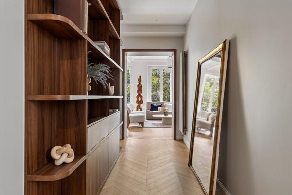Vente Appartement de luxe Paris 7 6 Pièces 126 m²