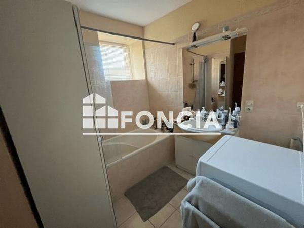 Location Appartement 4 pièces 84.2 m² - 710 CHEMIN DES LIMES Secheras 07610