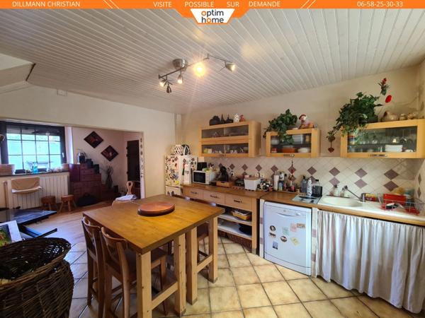 Maison jumelée d'un coté