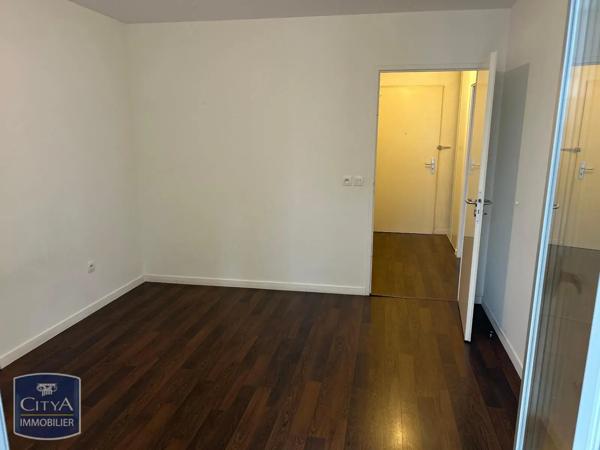 Appartement à louer 2 pièces 45.3m² Bordeaux (33300)