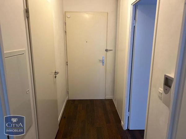 Appartement à louer 2 pièces 45.3m² Bordeaux (33300)