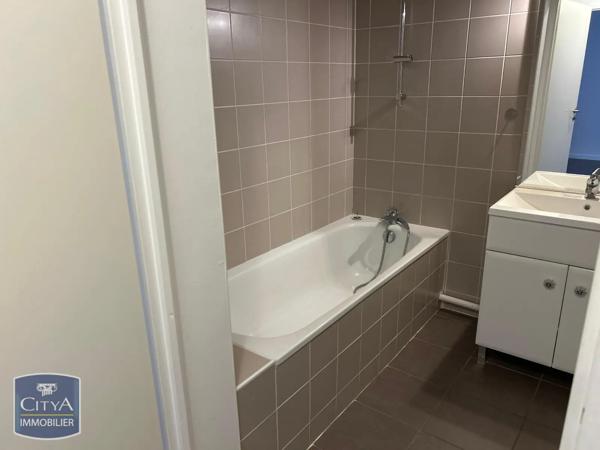 Appartement à louer 2 pièces 45.3m² Bordeaux (33300)