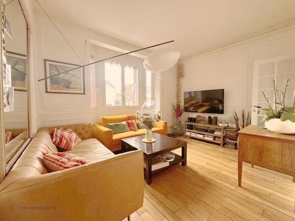 CHAVILLE - CENTRE Maison 5 pièces, 3 chambres + bureau 579 000 € **  - Référence  675-C