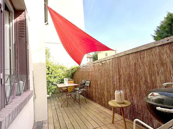 CHAVILLE - CENTRE Maison 5 pièces, 3 chambres + bureau 579 000 € **  - Référence  675-C