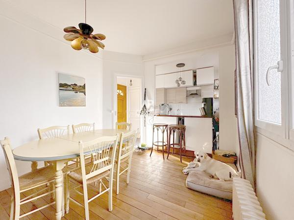 CHAVILLE - CENTRE Maison 5 pièces, 3 chambres + bureau 579 000 € **  - Référence  675-C