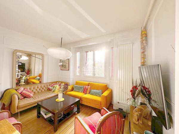 CHAVILLE - CENTRE Maison 5 pièces, 3 chambres + bureau 579 000 € **  - Référence  675-C