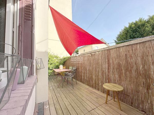 CHAVILLE - CENTRE Maison 5 pièces, 3 chambres + bureau 579 000 € **  - Référence  675-C