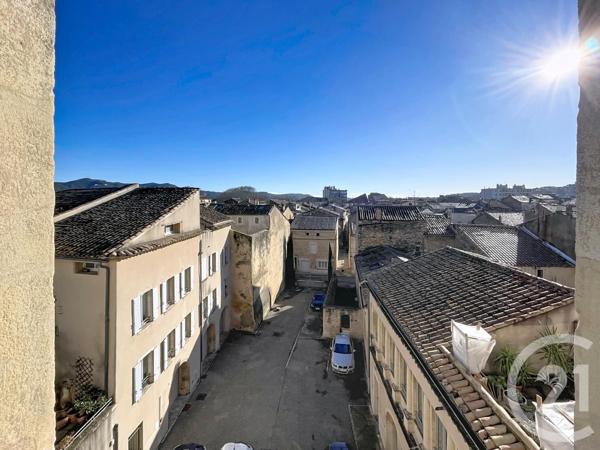 Appartement F3 à vendre  3 pièces - 85,77 m2 BAGNOLS SUR CEZE - 30