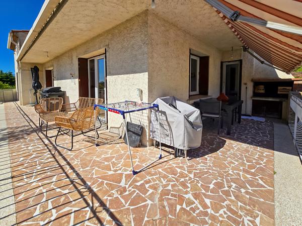 Exclusivité Rare à la vente Villa 160 m², deux logements, grand terrain et terrasse Allauch 13190