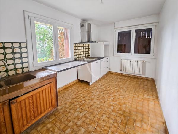 Exclusivité Rare à la vente Villa 160 m², deux logements, grand terrain et terrasse Allauch 13190