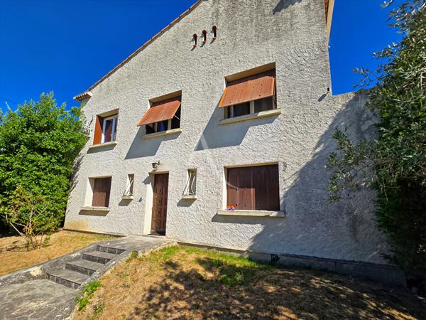 Exclusivité Rare à la vente Villa 160 m², deux logements, grand terrain et terrasse Allauch 13190
