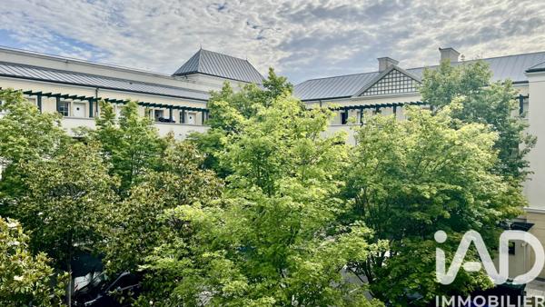 Immeuble à vendre 89 m² Serris