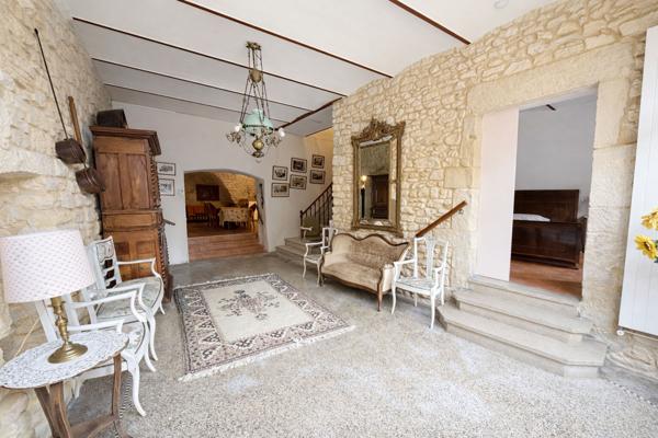 Maison 9 pièce(s) 294.09 m2