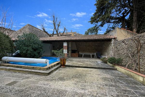 Maison 9 pièce(s) 294.09 m2