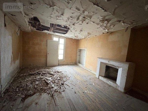 Immeuble à vendre à Saumur dans le Maine-et-Loire (49400), ref : 49105-821