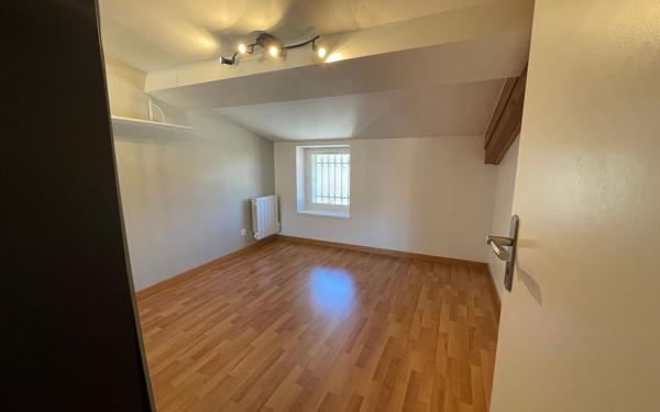 Appartement à louer    3 pièces • 62 m2 Mornant