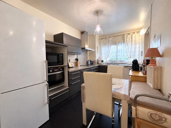 Appartement à vendre 3 pièces  ()