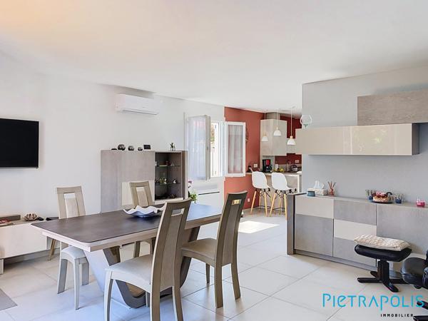 AGDE : Sur une parcelle de 352 m² maison de plain-pied, piscine