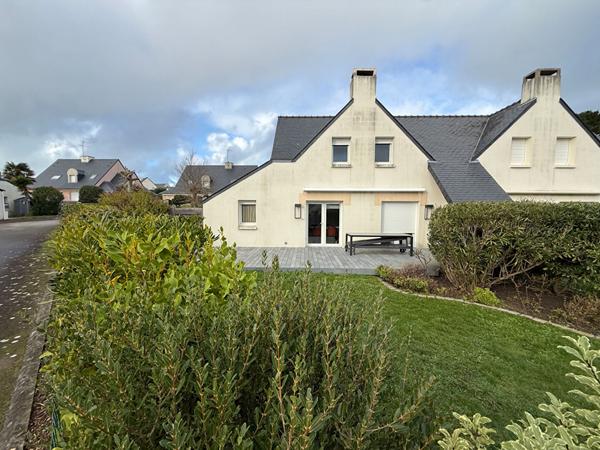 SAINT-PIERRE-QUIBERON - Vente maison à 150m des plages de la Baie
