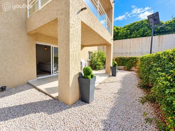 PROCHE DE CERVIONE – CHARMANT T2 MEUBLÉ AVEC JARDIN PRIVATIF ET TERRASSE