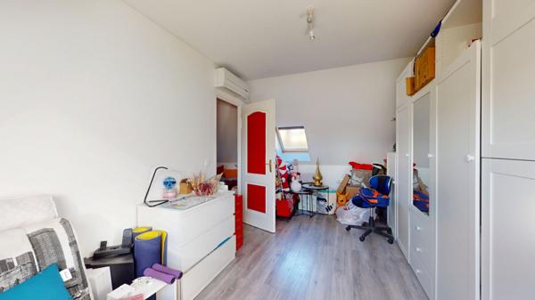 EXCLUSIVITE Vente Maison La Ville Du Bois 7 pièces 132 m2 - 625 m² terrain - garage - piscine - jacuzzi