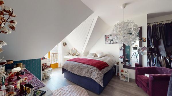 EXCLUSIVITE Vente Maison La Ville Du Bois 7 pièces 132 m2 - 625 m² terrain - garage - piscine - jacuzzi