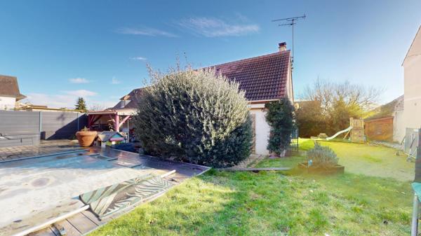 EXCLUSIVITE Vente Maison La Ville Du Bois 7 pièces 132 m2 - 625 m² terrain - garage - piscine - jacuzzi