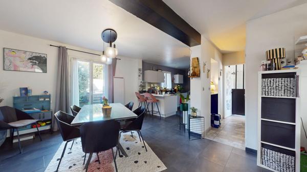 EXCLUSIVITE Vente Maison La Ville Du Bois 7 pièces 132 m2 - 625 m² terrain - garage - piscine - jacuzzi